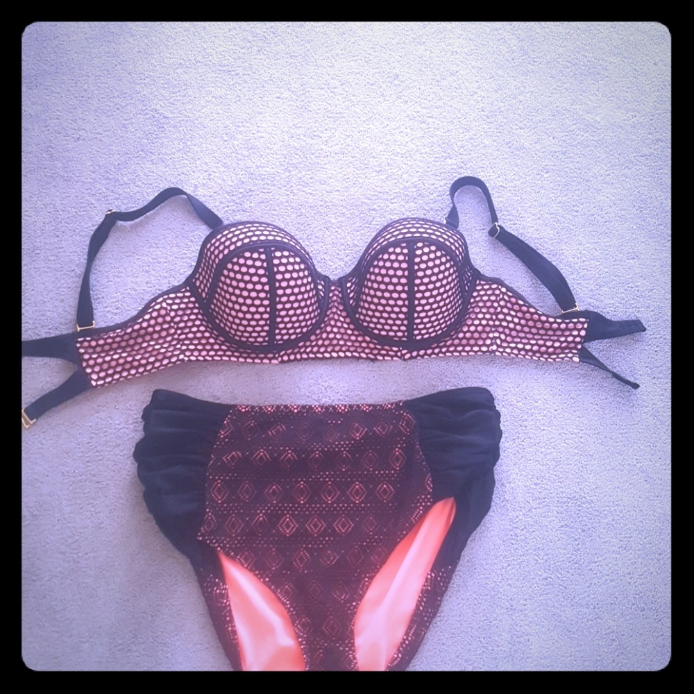 Triangle  bikini